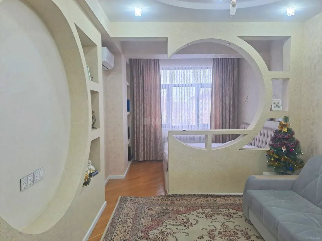 Satılır 2 otaqlı mənzil 62 m²