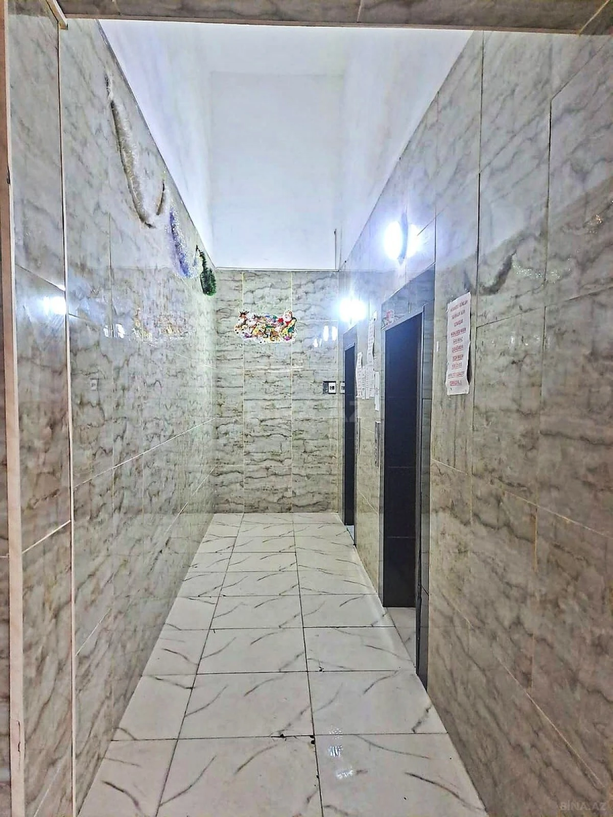 Satılır 2 otaqlı mənzil 62 m²