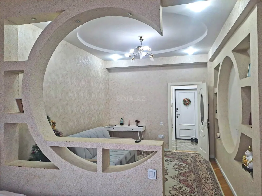 Satılır 2 otaqlı mənzil 62 m²