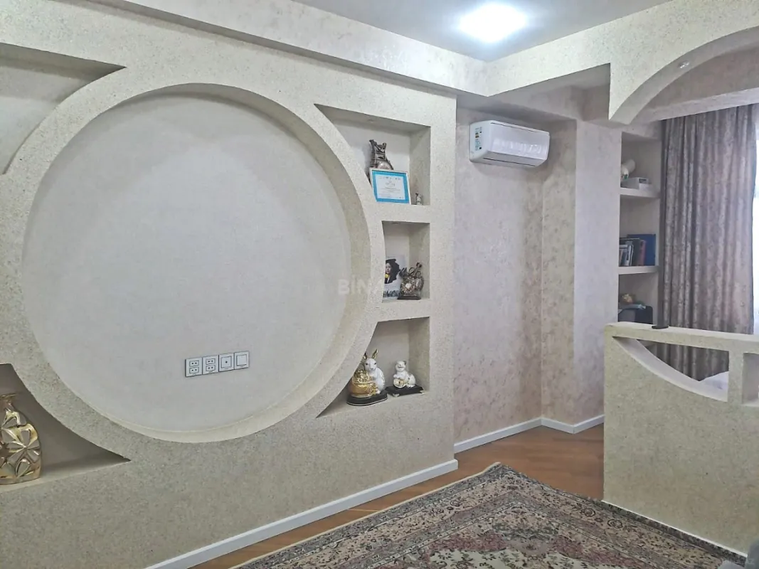 Satılır 2 otaqlı mənzil 62 m²
