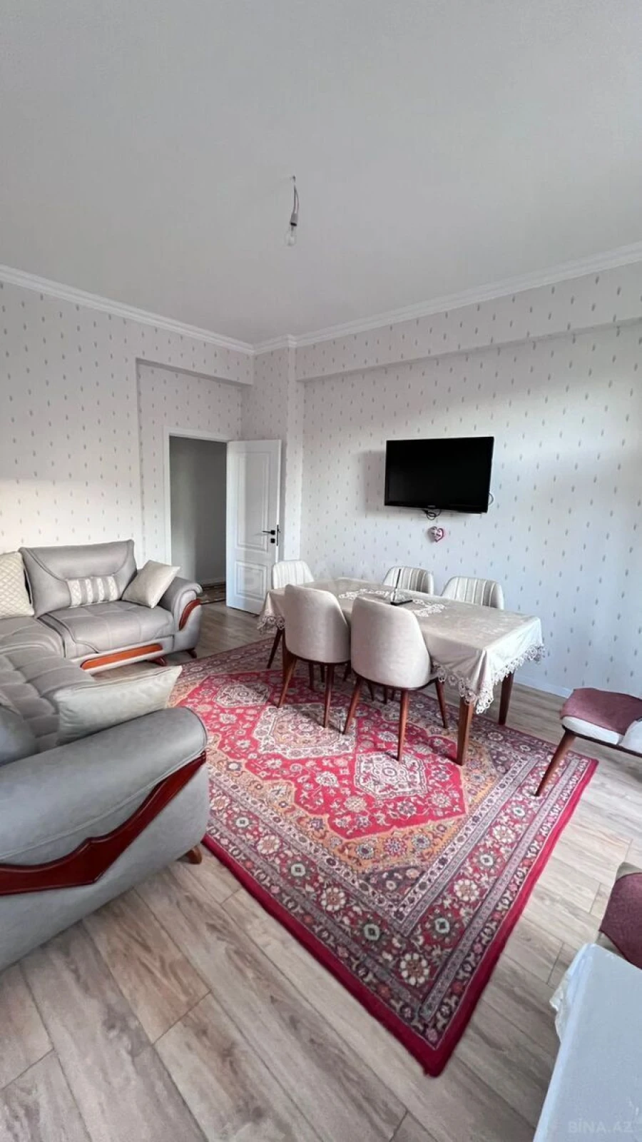 Satılır 3 otaqlı mənzil 90 m²