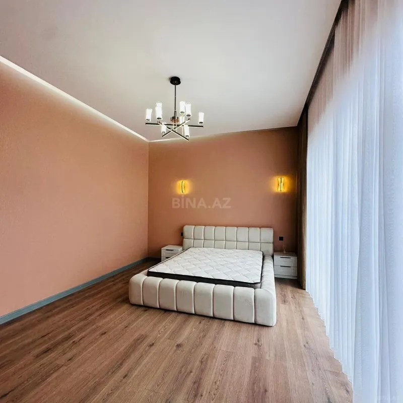 Satılır 4 otaqlı həyət evi 200 m²