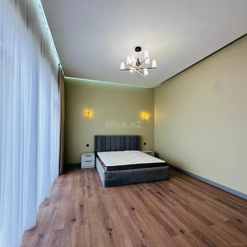 Satılır 4 otaqlı həyət evi 200 m²