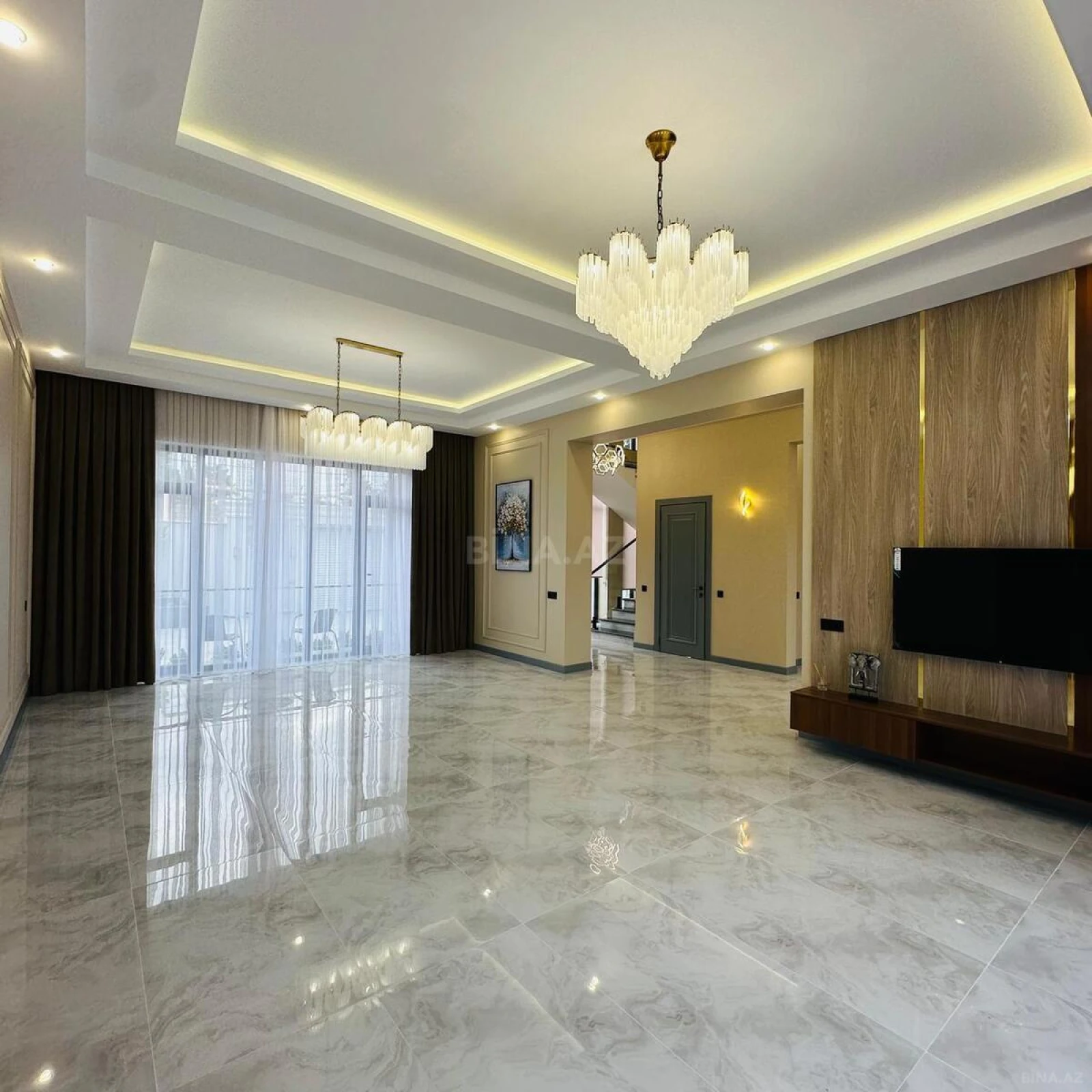 Satılır 4 otaqlı həyət evi 200 m²