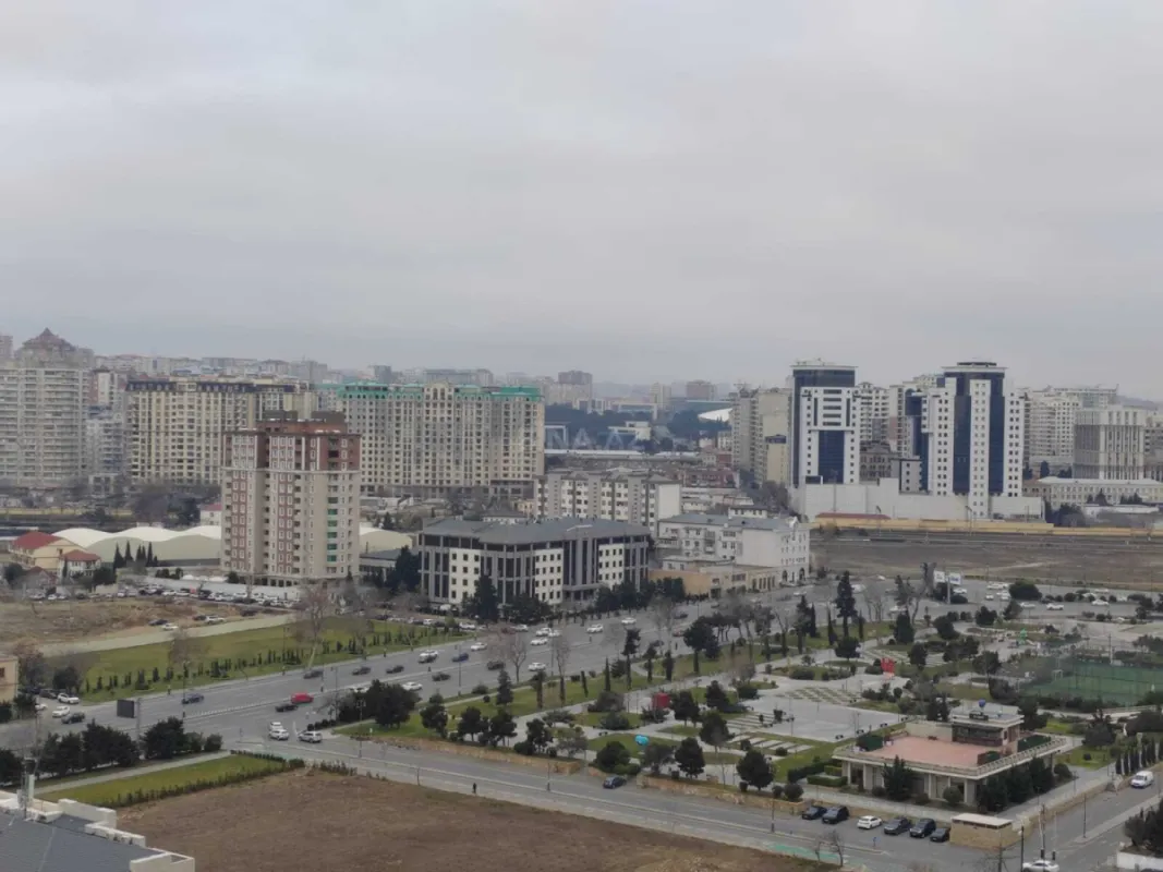 Satılır 2 otaqlı mənzil 79 m²