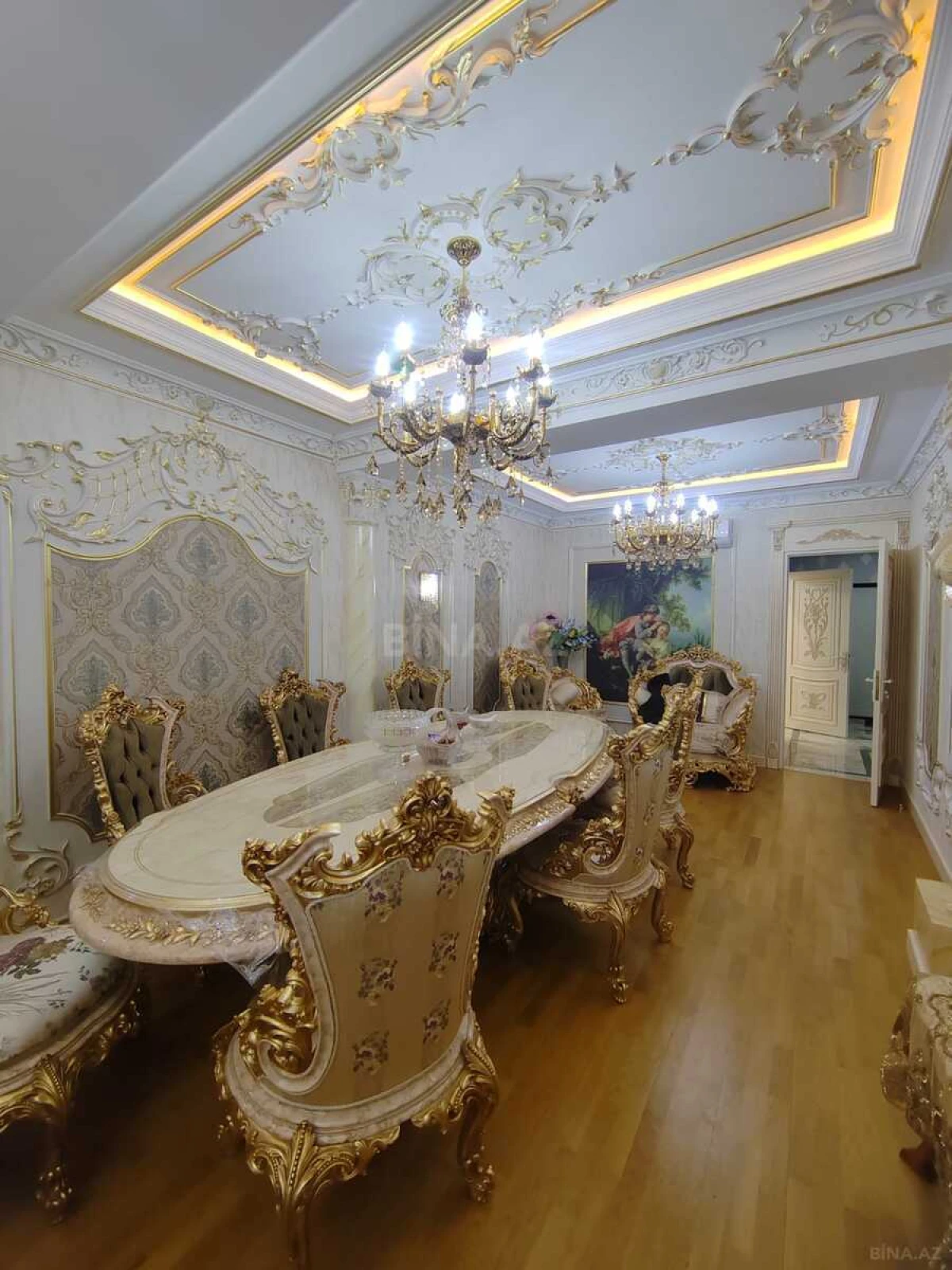 Satılır 2 otaqlı mənzil 79 m²