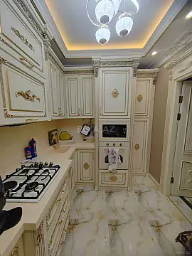 Satılır 2 otaqlı mənzil 79 m²