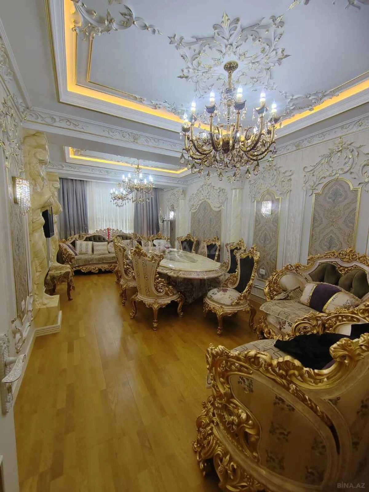 Satılır 2 otaqlı mənzil 79 m²