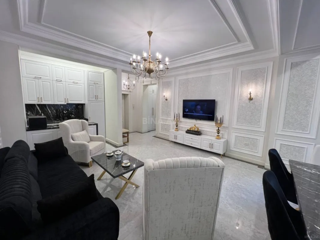 Kirayə verilir 2 otaqlı mənzil 80 m²