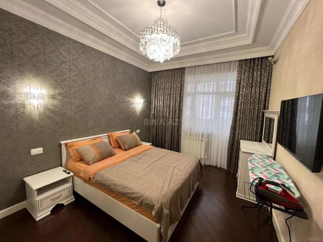 Kirayə verilir 2 otaqlı mənzil 80 m²