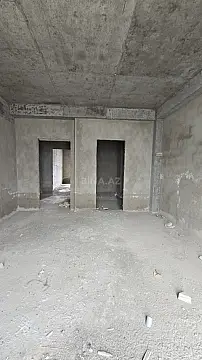 Satılır 4 otaqlı mənzil 205 m²