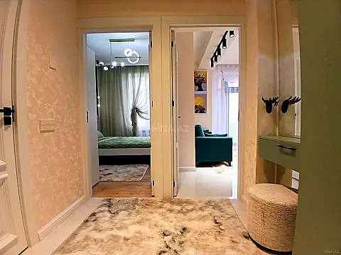 Satılır 2 otaqlı mənzil 42 m²