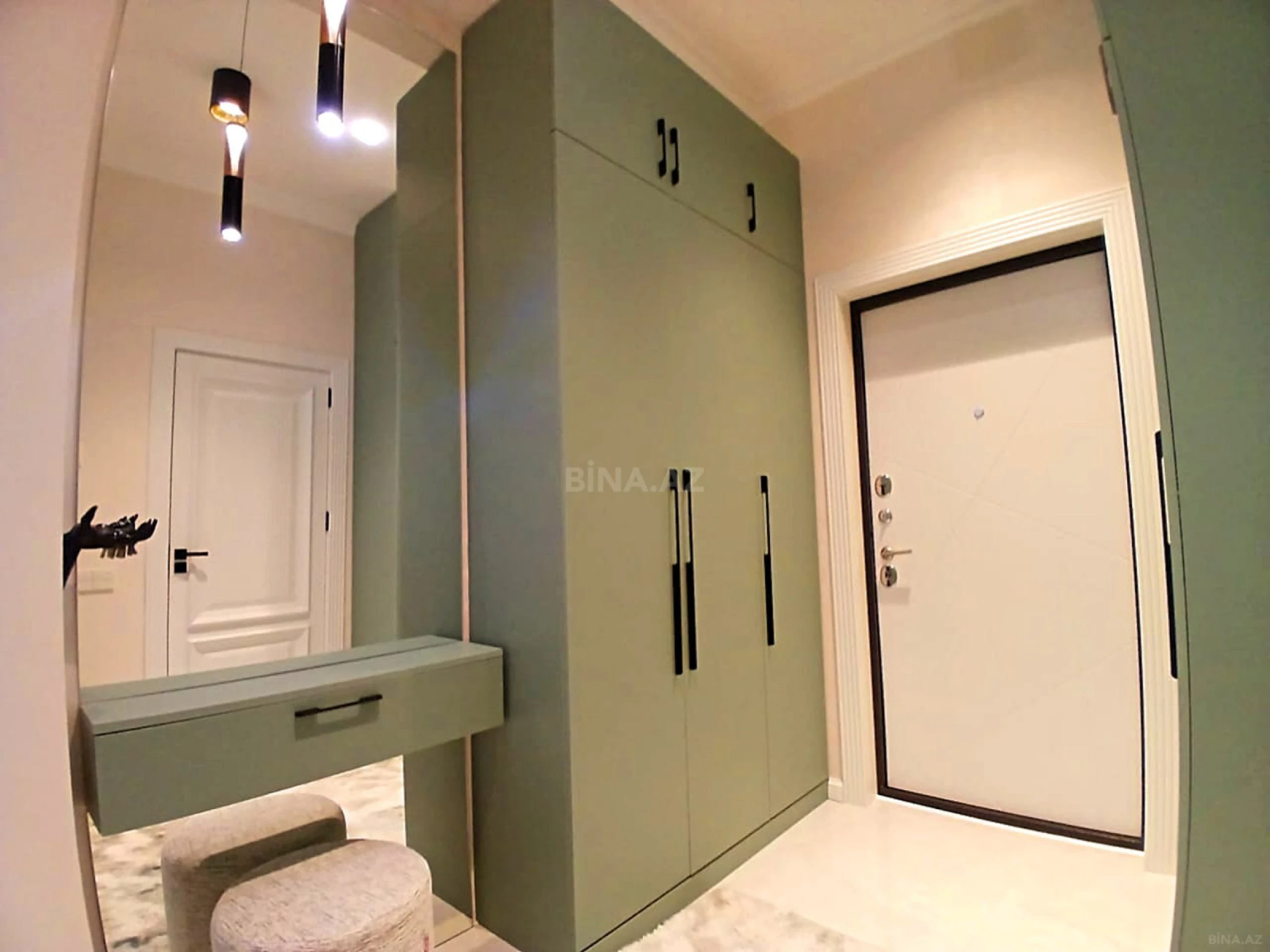 Satılır 2 otaqlı mənzil 42 m²