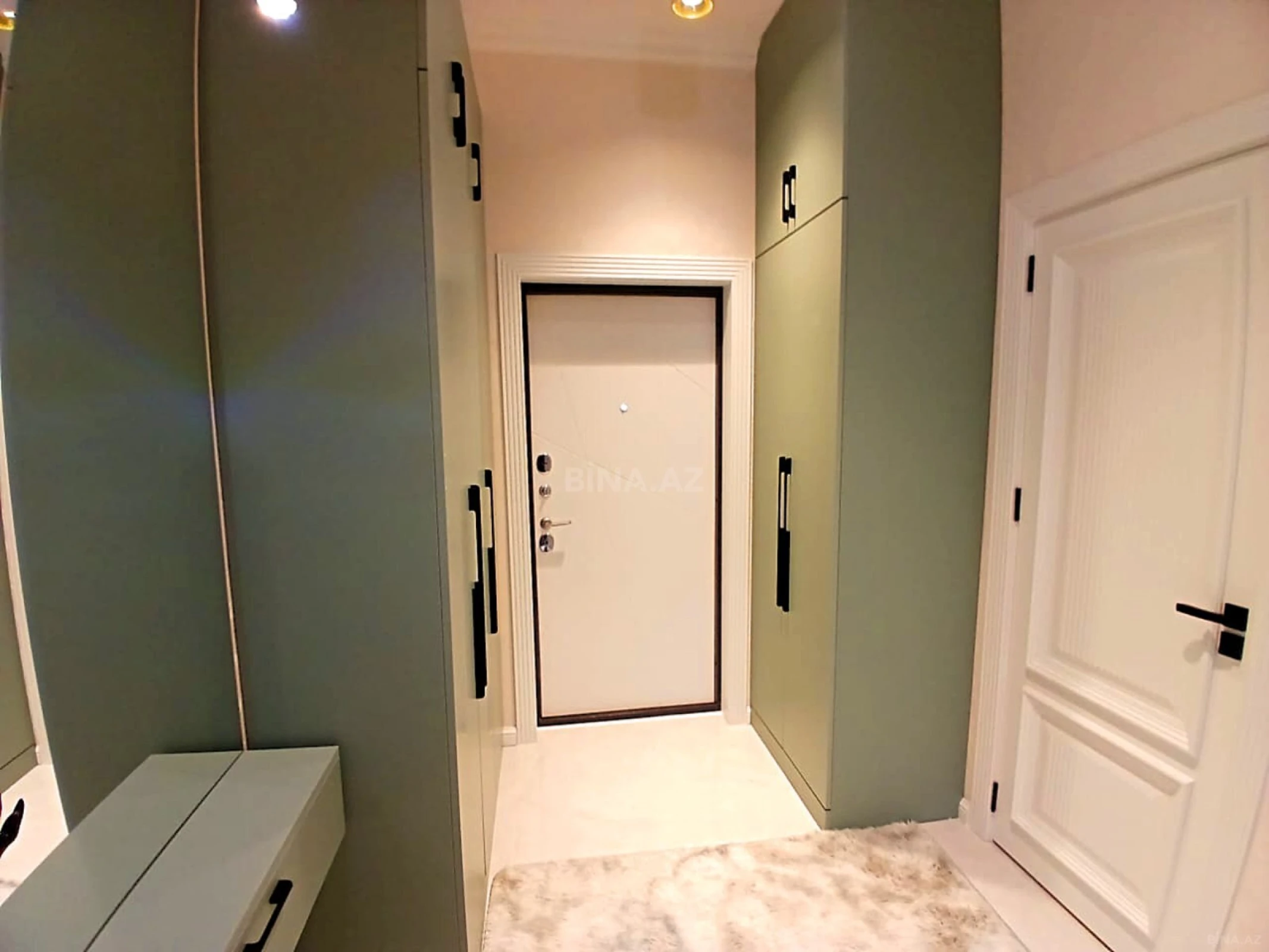 Satılır 2 otaqlı mənzil 42 m²