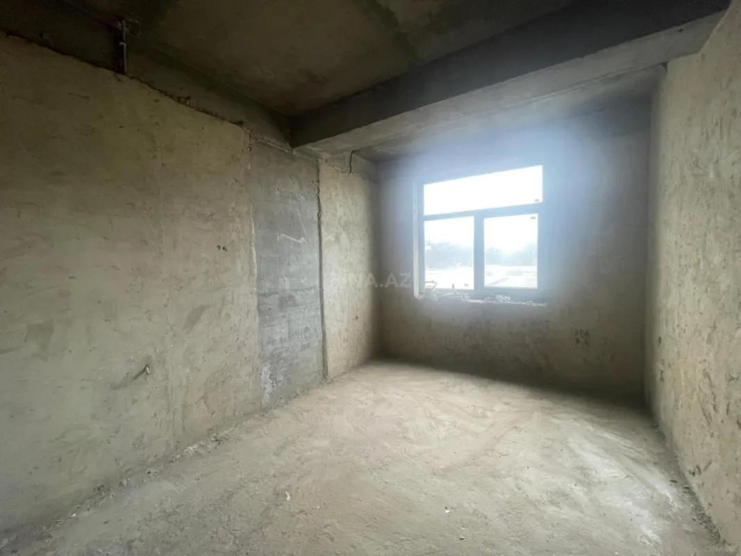 Satılır 3 otaqlı mənzil 111 m²