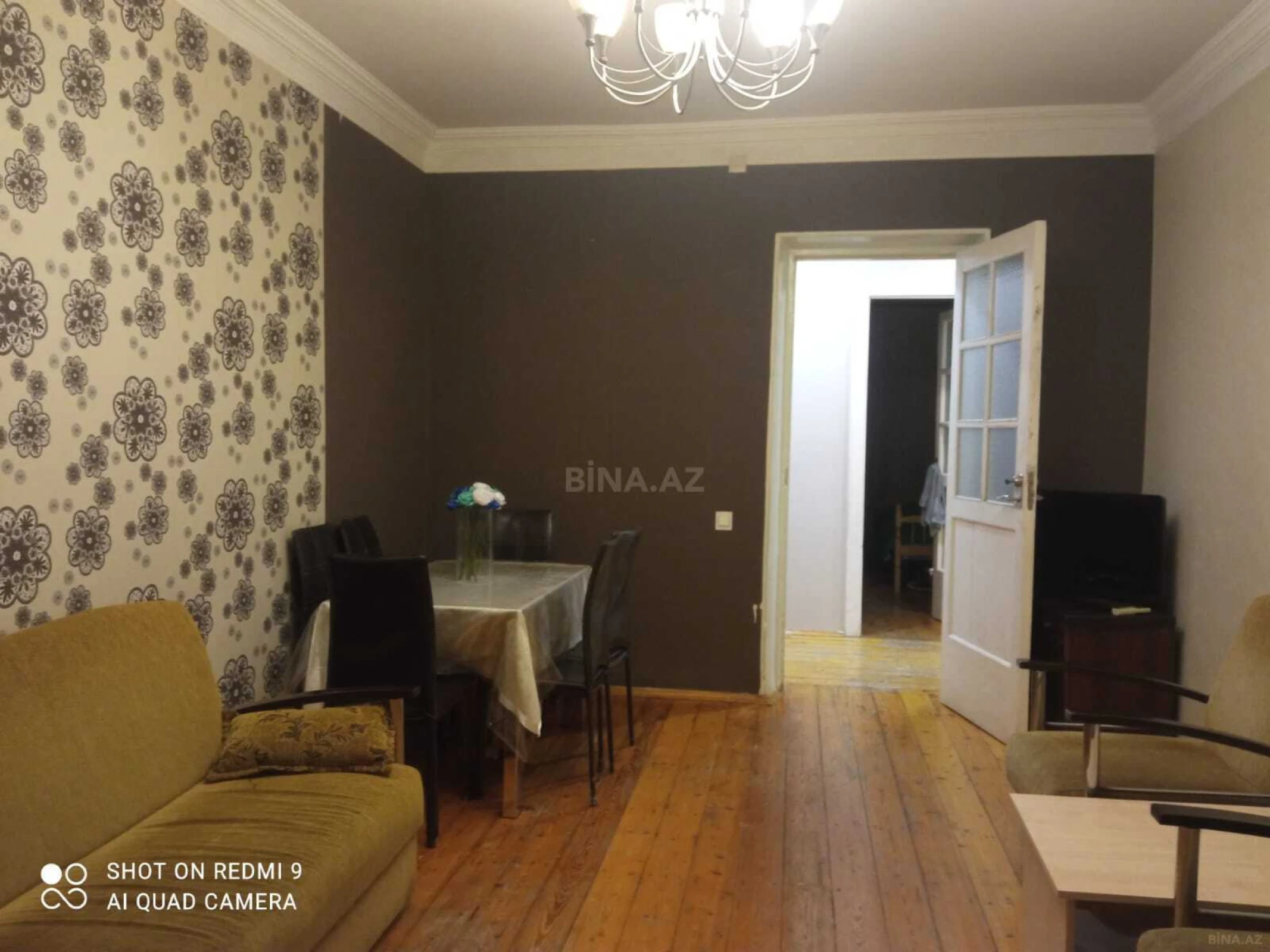 Kirayə verilir 2 otaqlı mənzil 70 m²