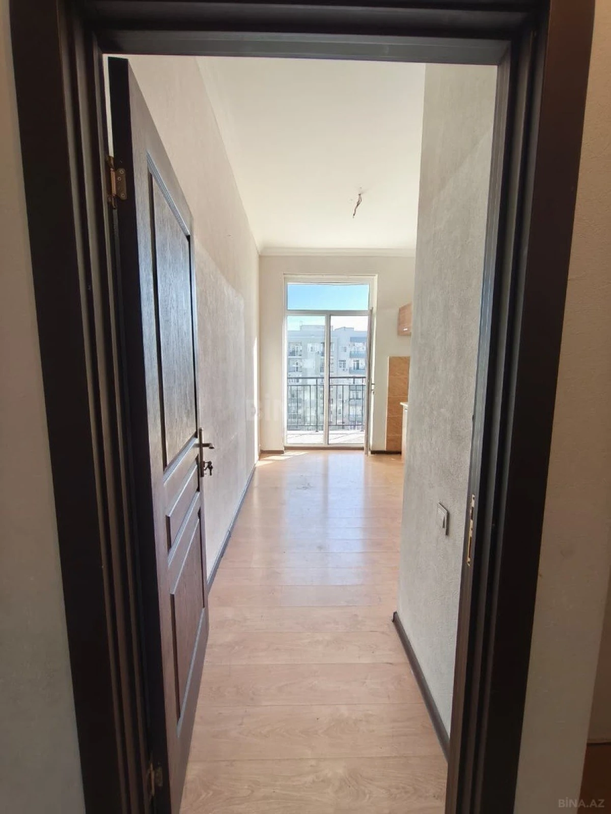 Satılır 2 otaqlı mənzil 70 m²