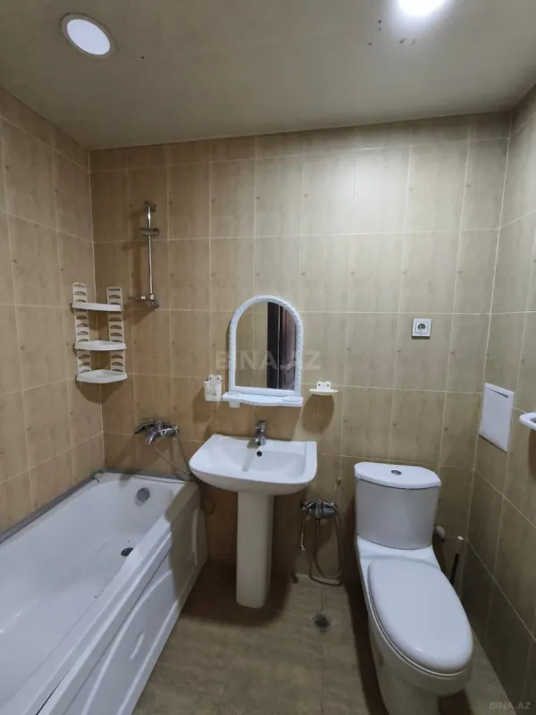 Satılır 2 otaqlı mənzil 70 m²