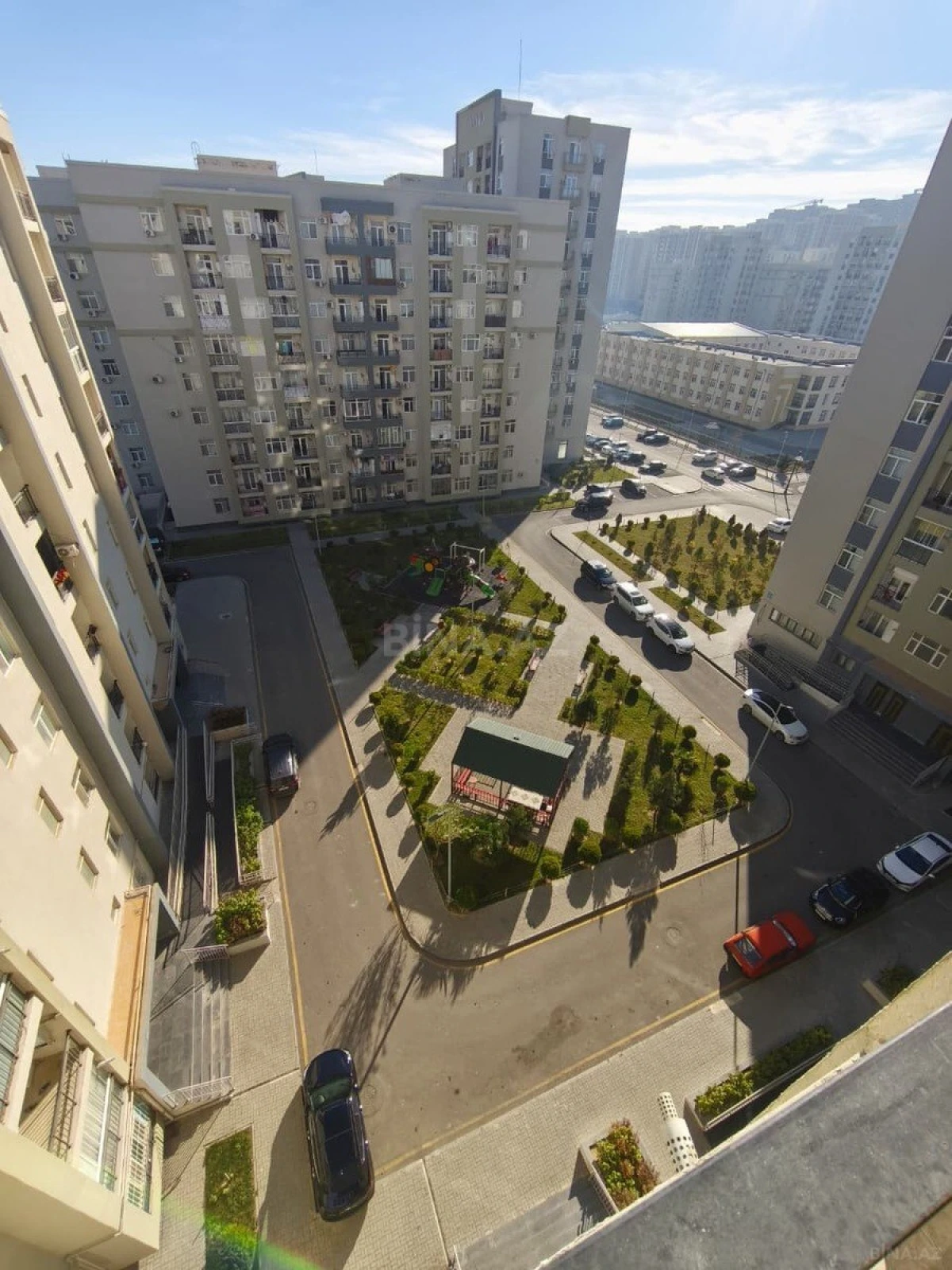 Satılır 2 otaqlı mənzil 70 m²