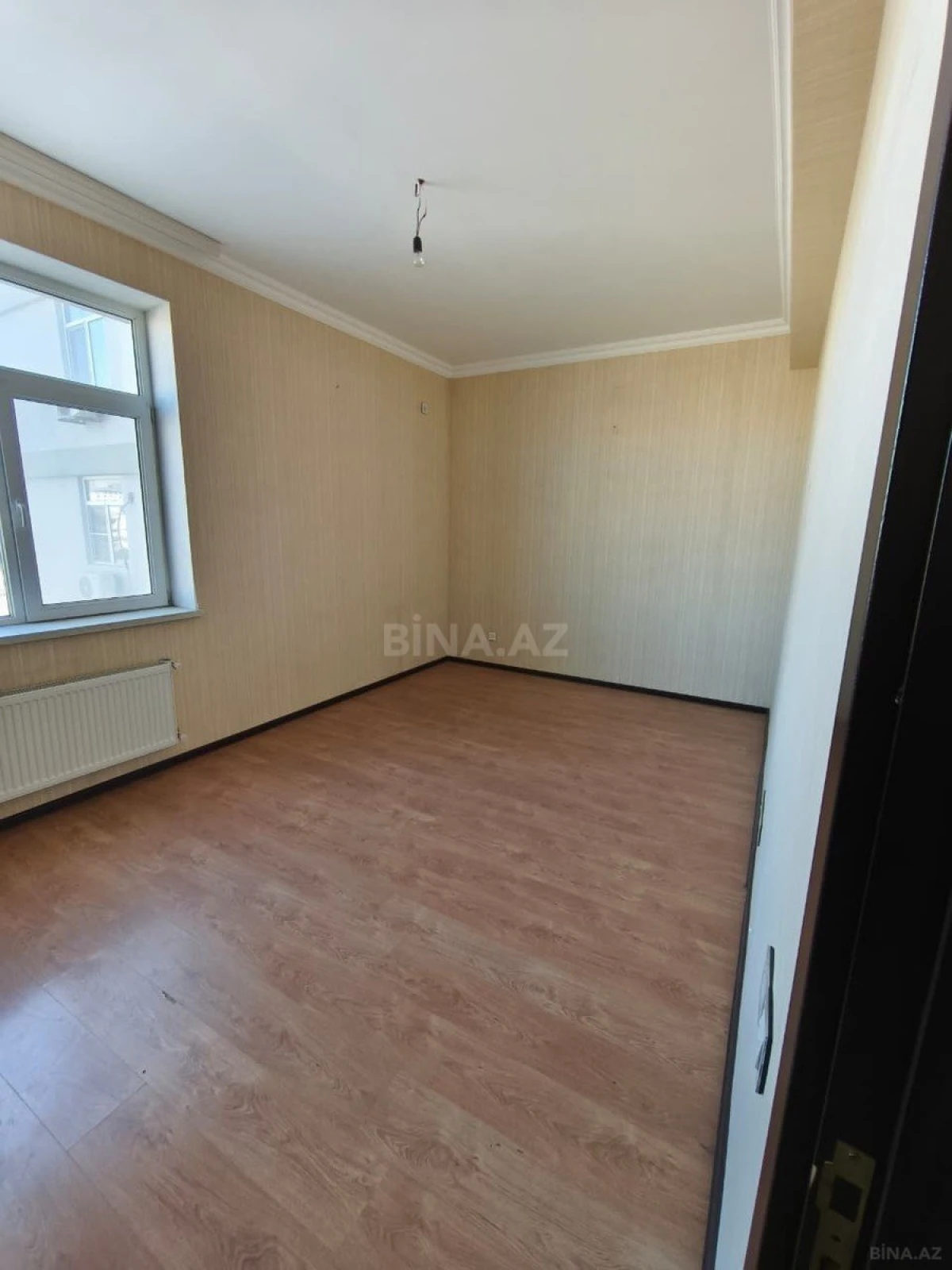 Satılır 2 otaqlı mənzil 70 m²