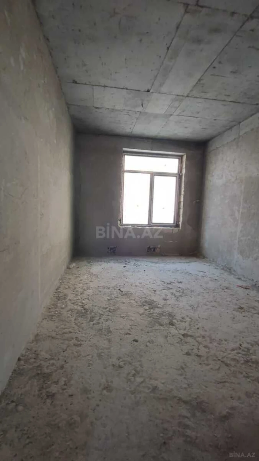 Satılır 5 otaqlı mənzil 342 m²