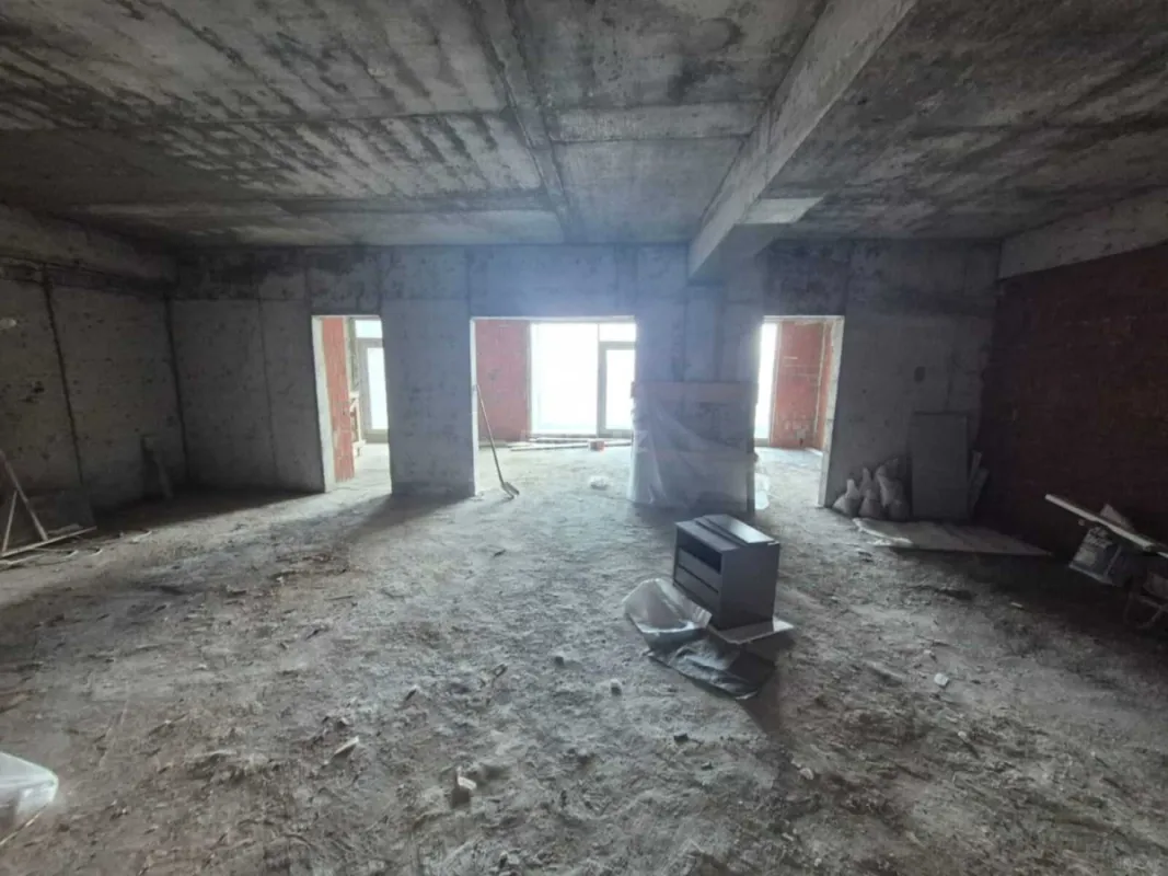 Satılır 2 otaqlı mənzil 103 m²