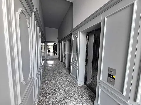 Satılır 2 otaqlı mənzil 103 m²
