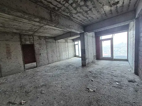 Satılır 2 otaqlı mənzil 103 m²