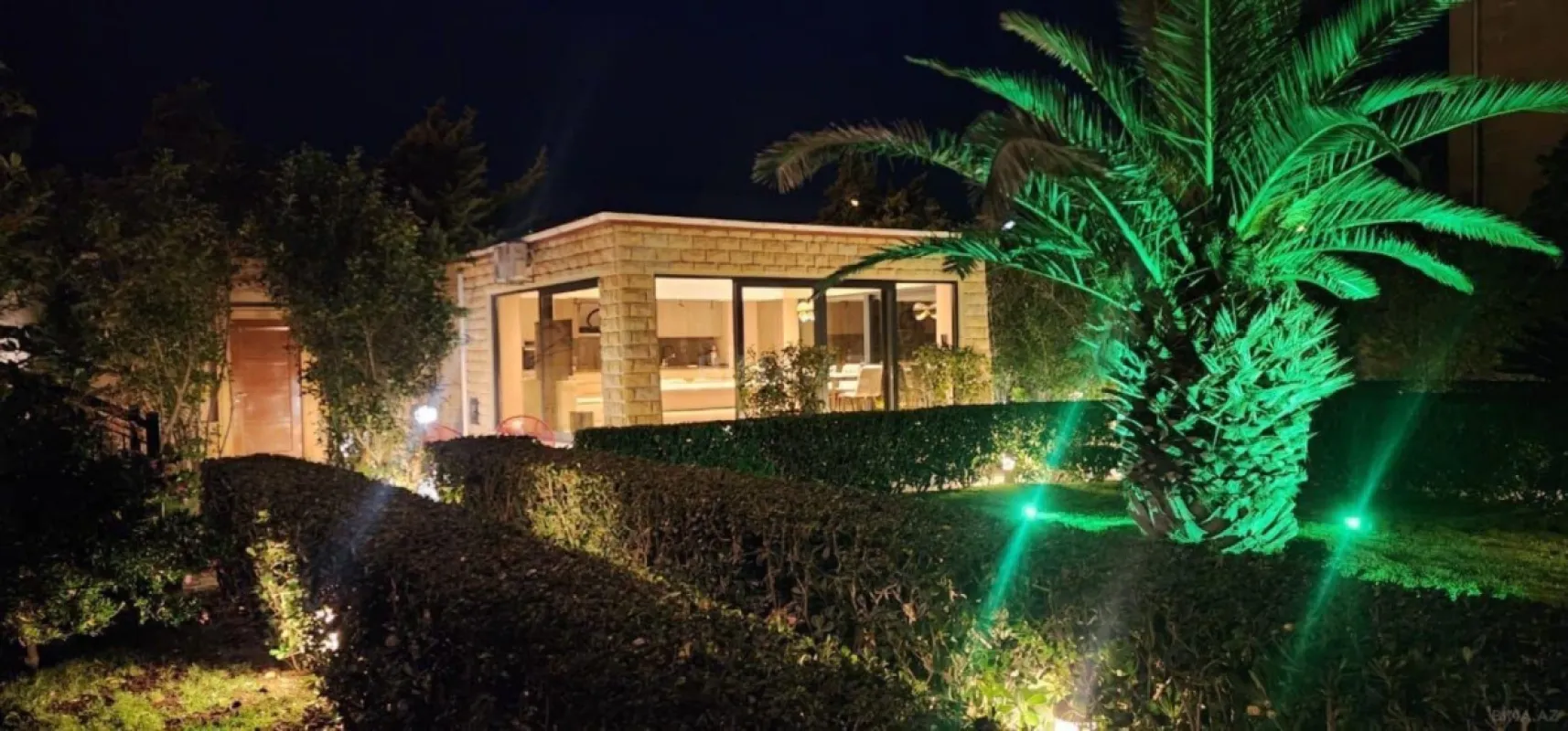 Kirayə verilir 5 otaqlı həyət evi 500 m²