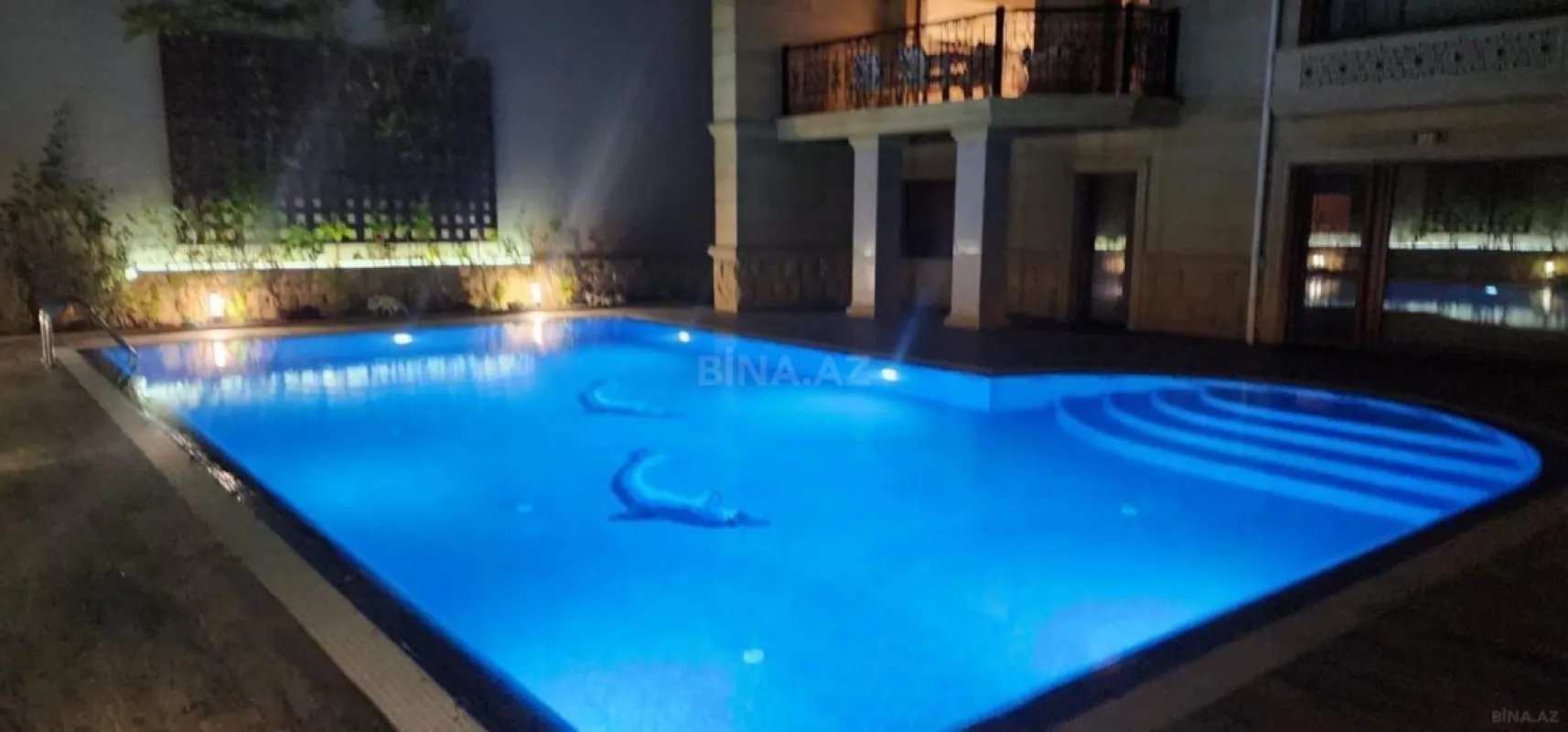 Kirayə verilir 5 otaqlı həyət evi 500 m²