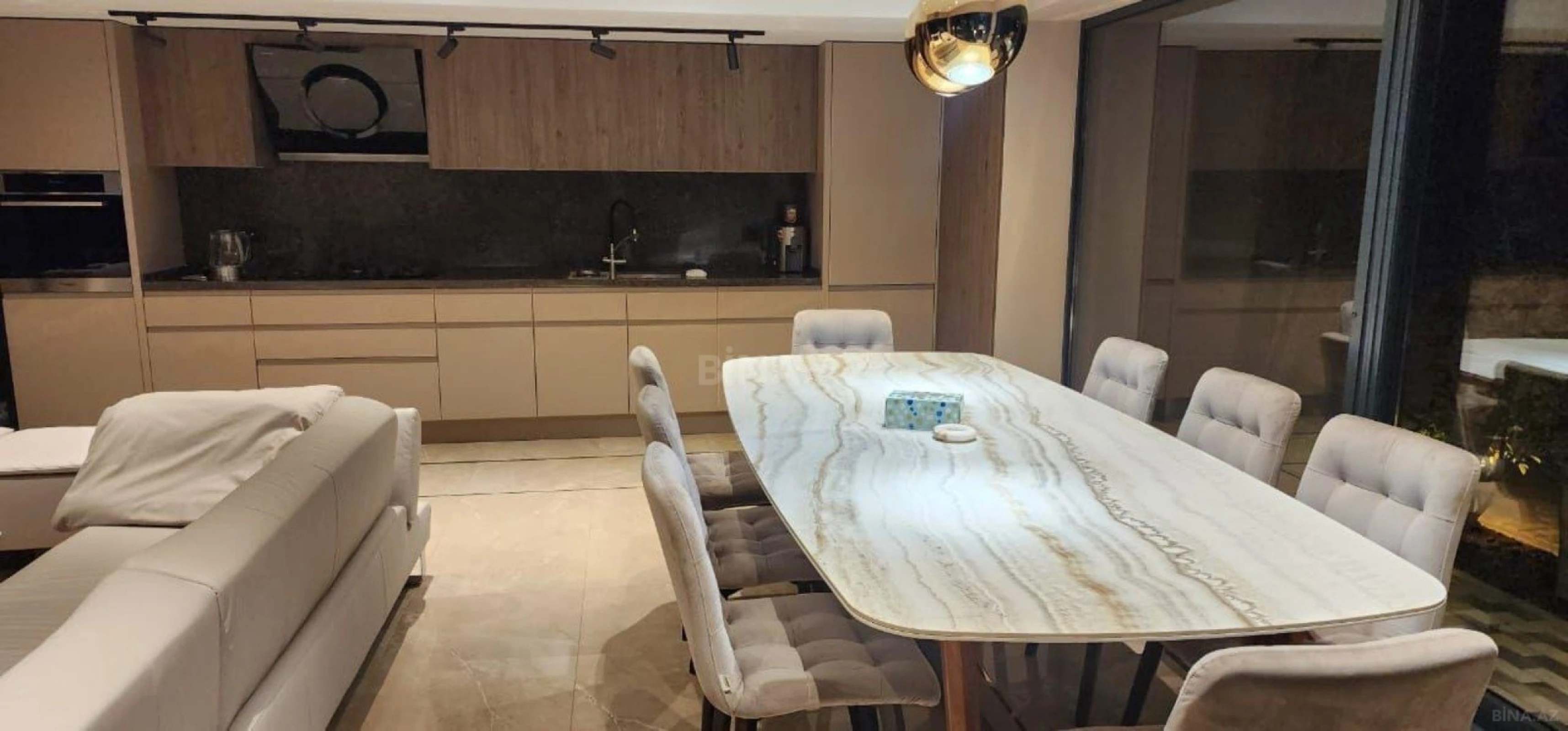 Kirayə verilir 5 otaqlı həyət evi 500 m²