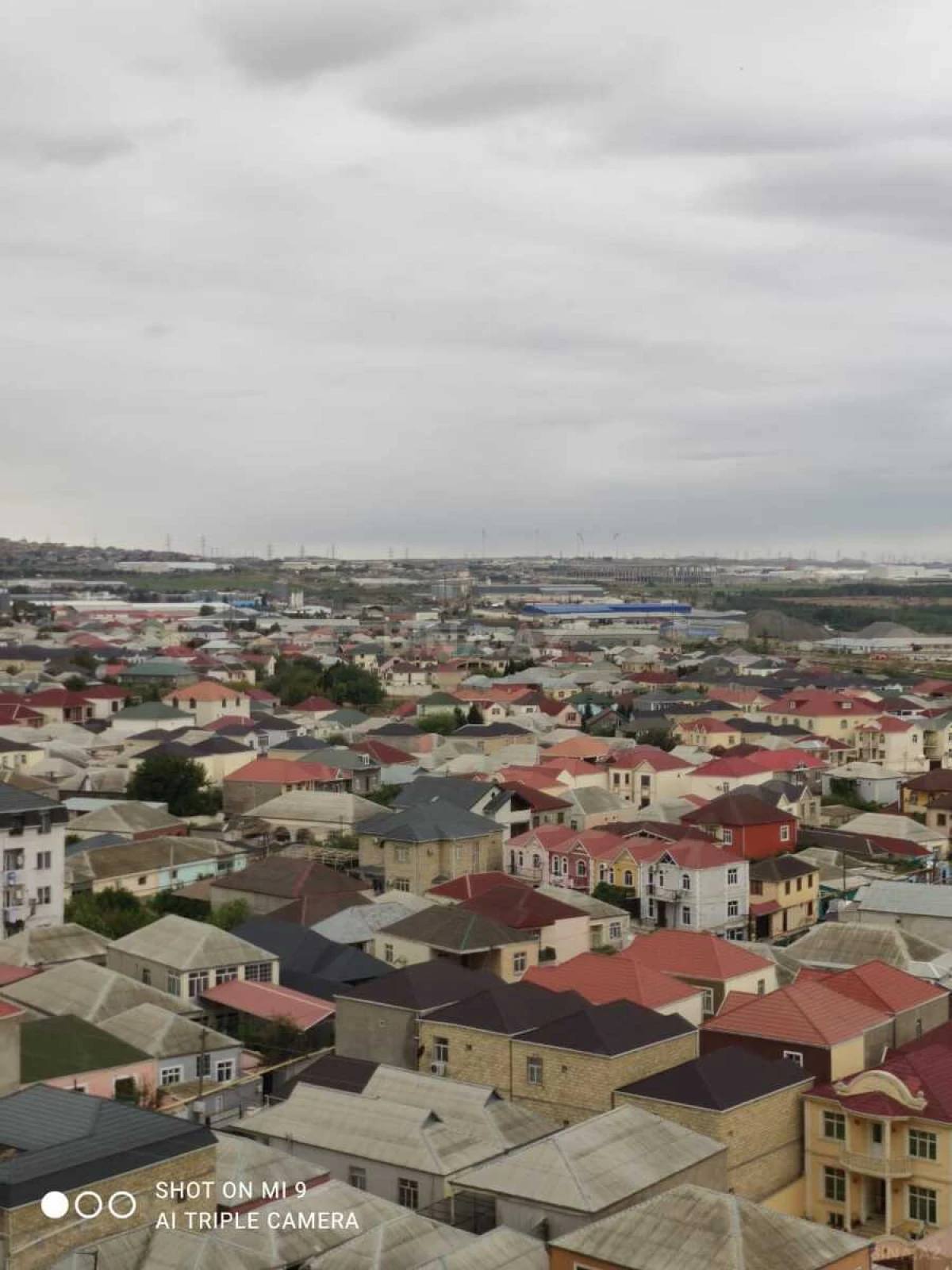 Satılır 3 otaqlı mənzil 122.1 m²