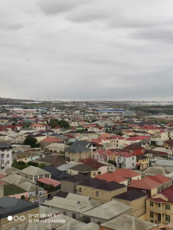 Satılır 3 otaqlı mənzil 122.1 m²