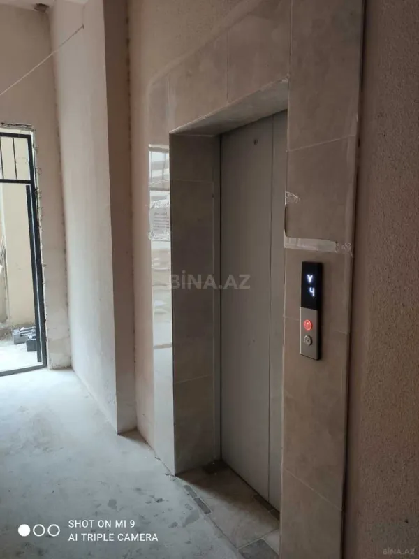 Satılır 3 otaqlı mənzil 122.1 m²
