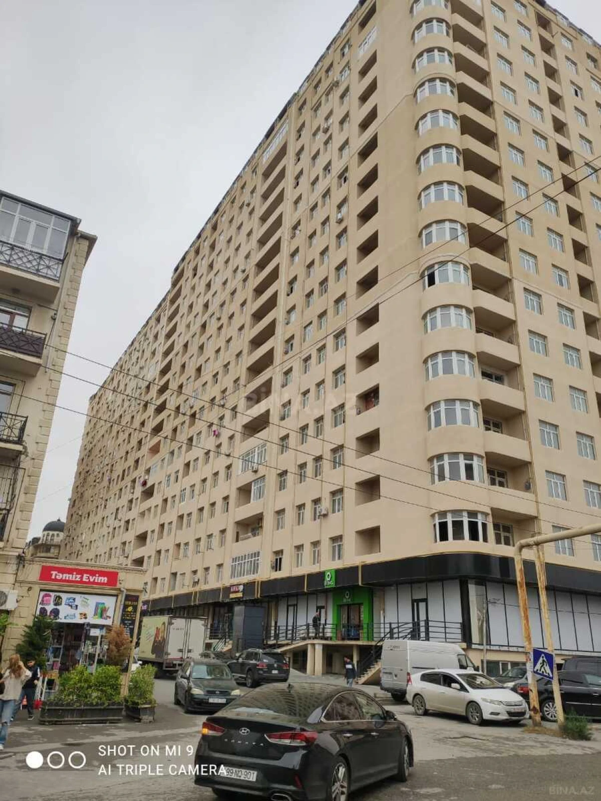 Satılır 3 otaqlı mənzil 122.1 m²