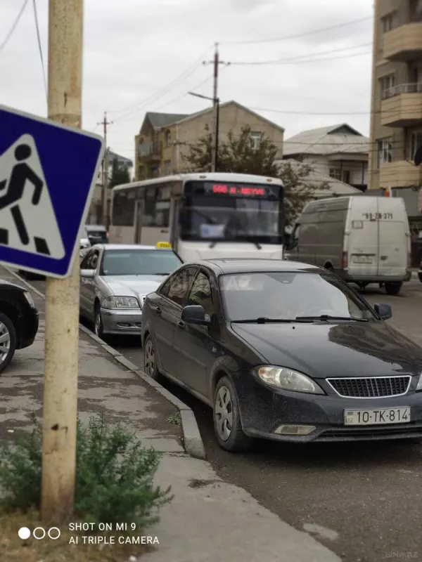 Satılır 3 otaqlı mənzil 122.1 m²