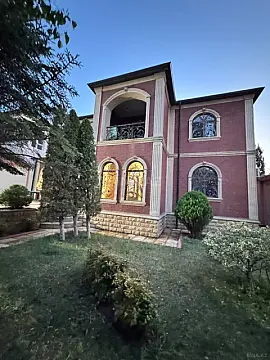 Satılır 6 otaqlı həyət evi 250 m² — Bakı, Badamdar 6 otaq 250.00 m²