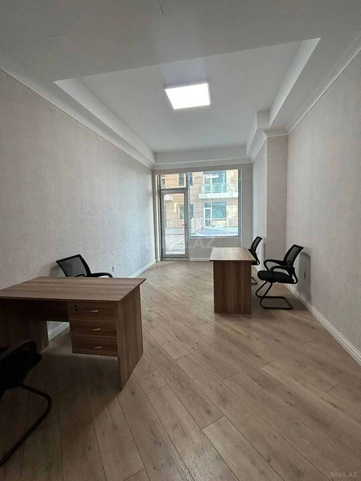 Kirayə verilir 3 otaqlı ofis 116 m²