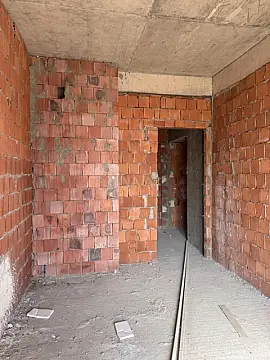 Satılır 1 otaqlı mənzil 45.7 m²