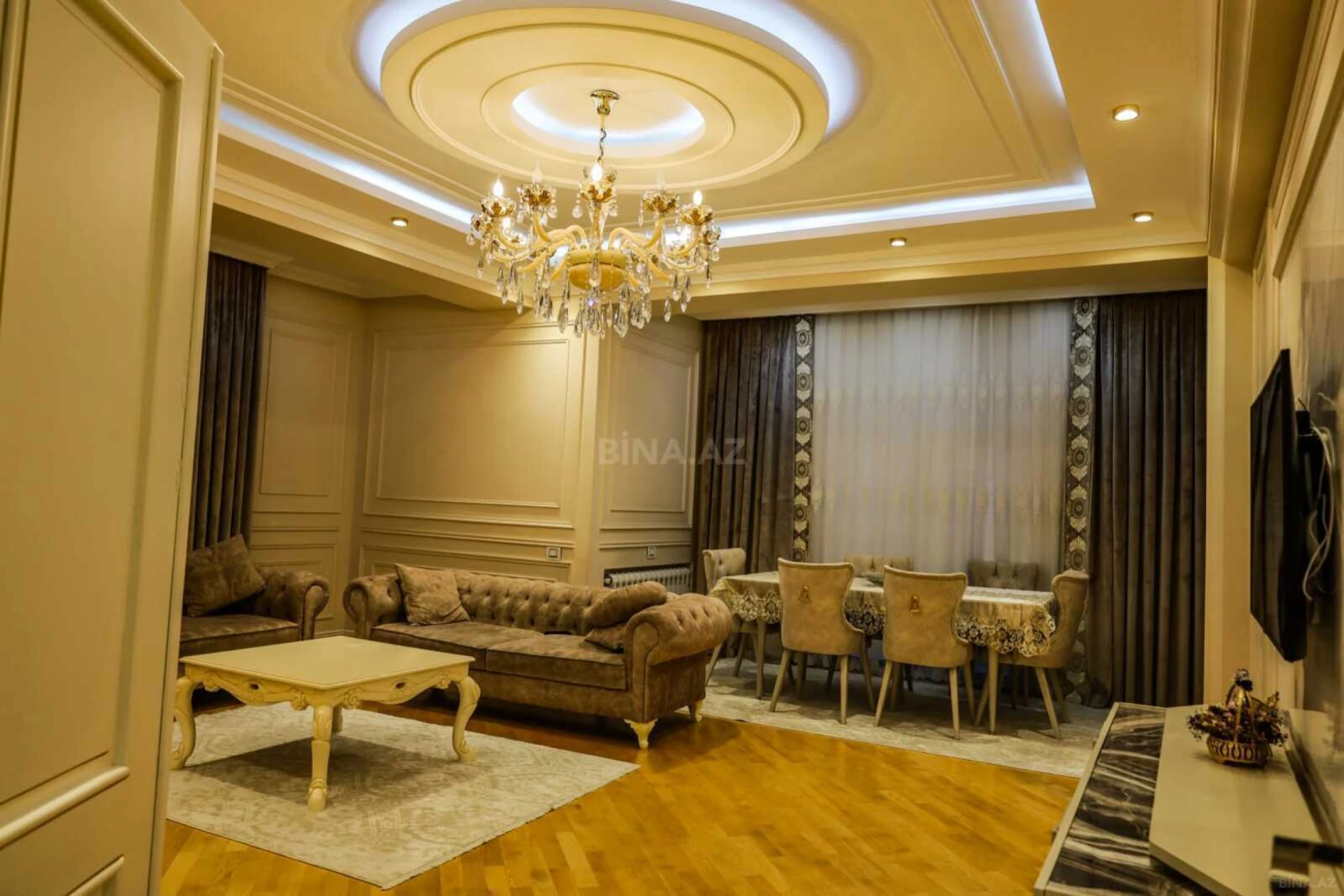 Satılır 3 otaqlı mənzil 113 m²