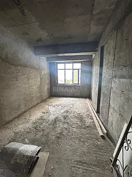 Satılır 2 otaqlı mənzil 84 m²