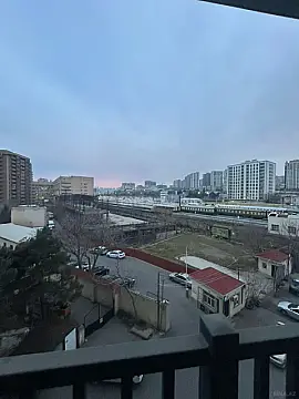 Satılır 2 otaqlı mənzil 84 m²