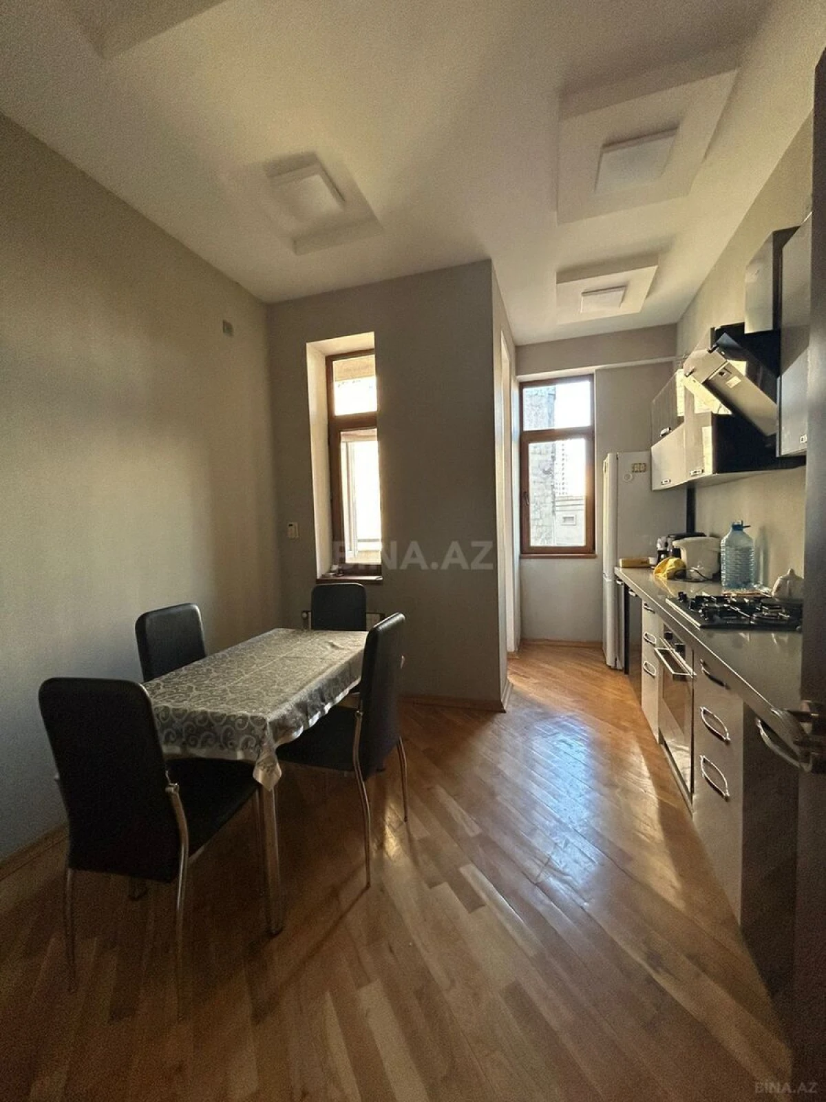Kirayə verilir 3 otaqlı mənzil 120 m²