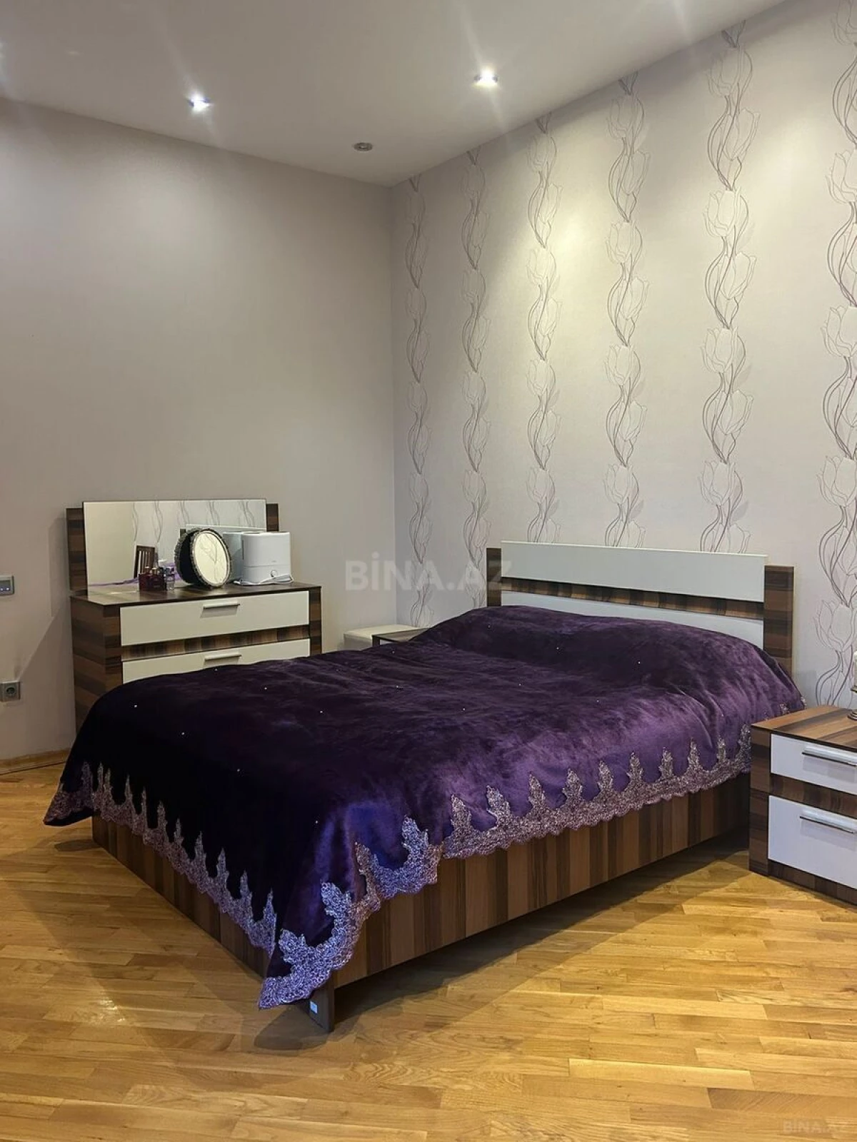Kirayə verilir 3 otaqlı mənzil 120 m²