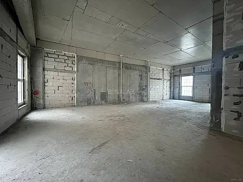 Satılır 5 otaqlı mənzil 159.5 m²