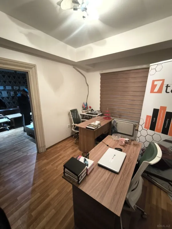 Kirayə verilir 2 otaqlı ofis 40 m²