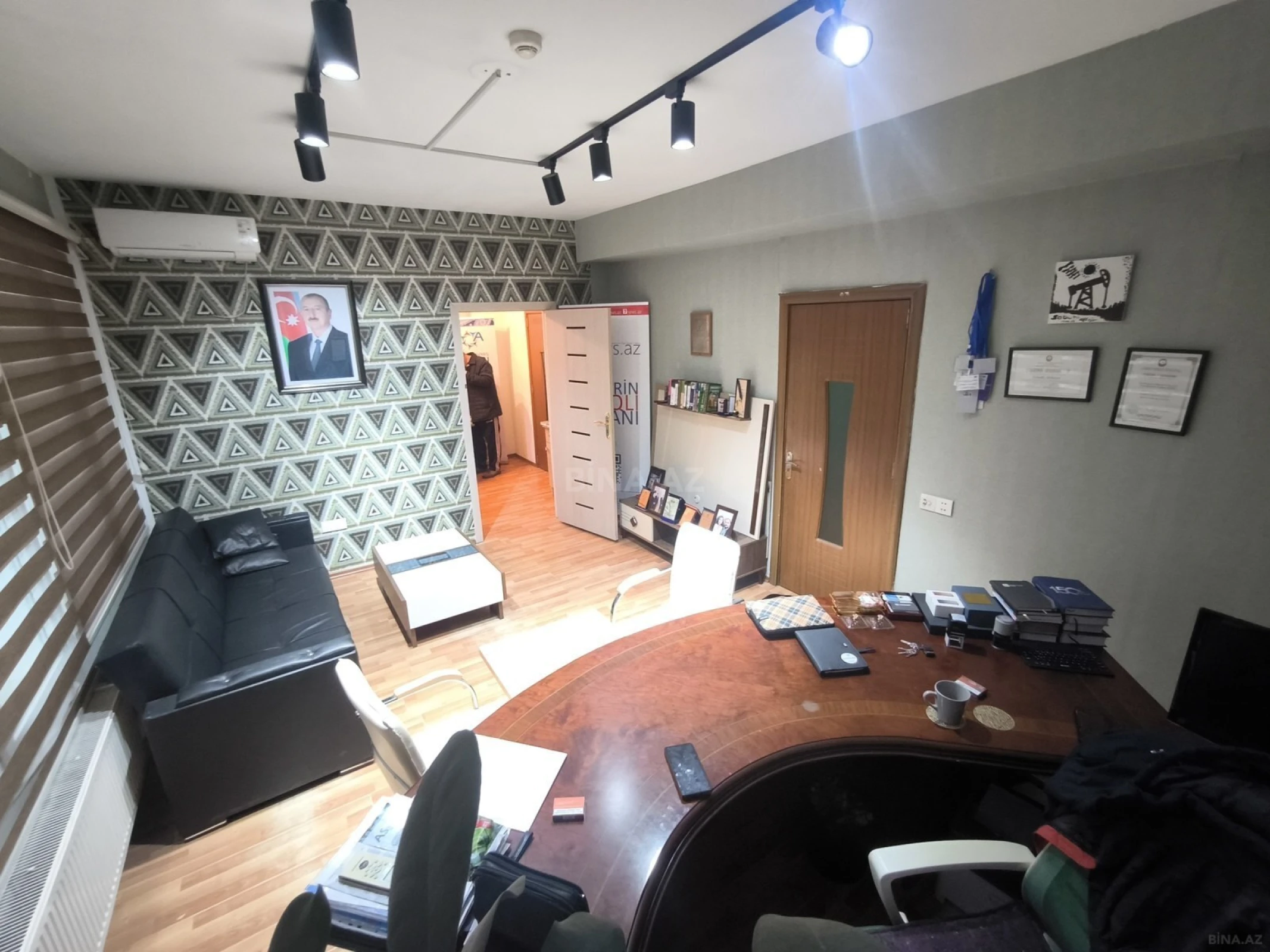 Kirayə verilir 2 otaqlı ofis 40 m²