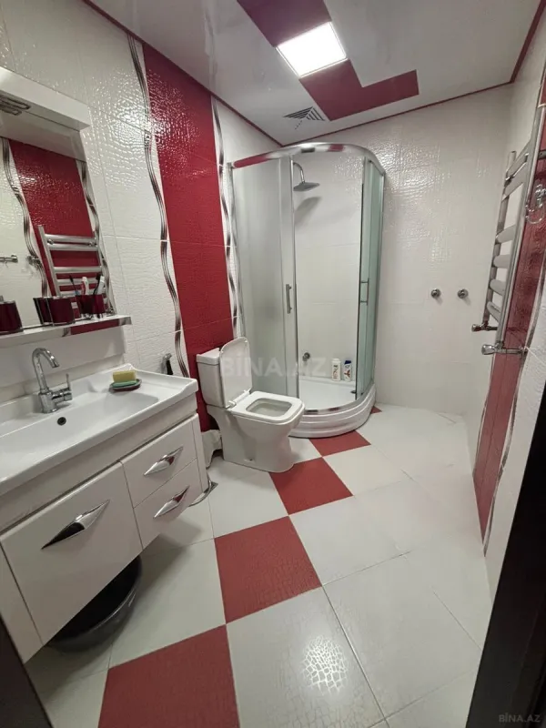 Kirayə verilir 2 otaqlı mənzil 100 m²