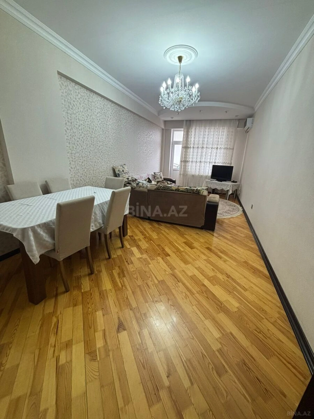 Kirayə verilir 2 otaqlı mənzil 100 m²