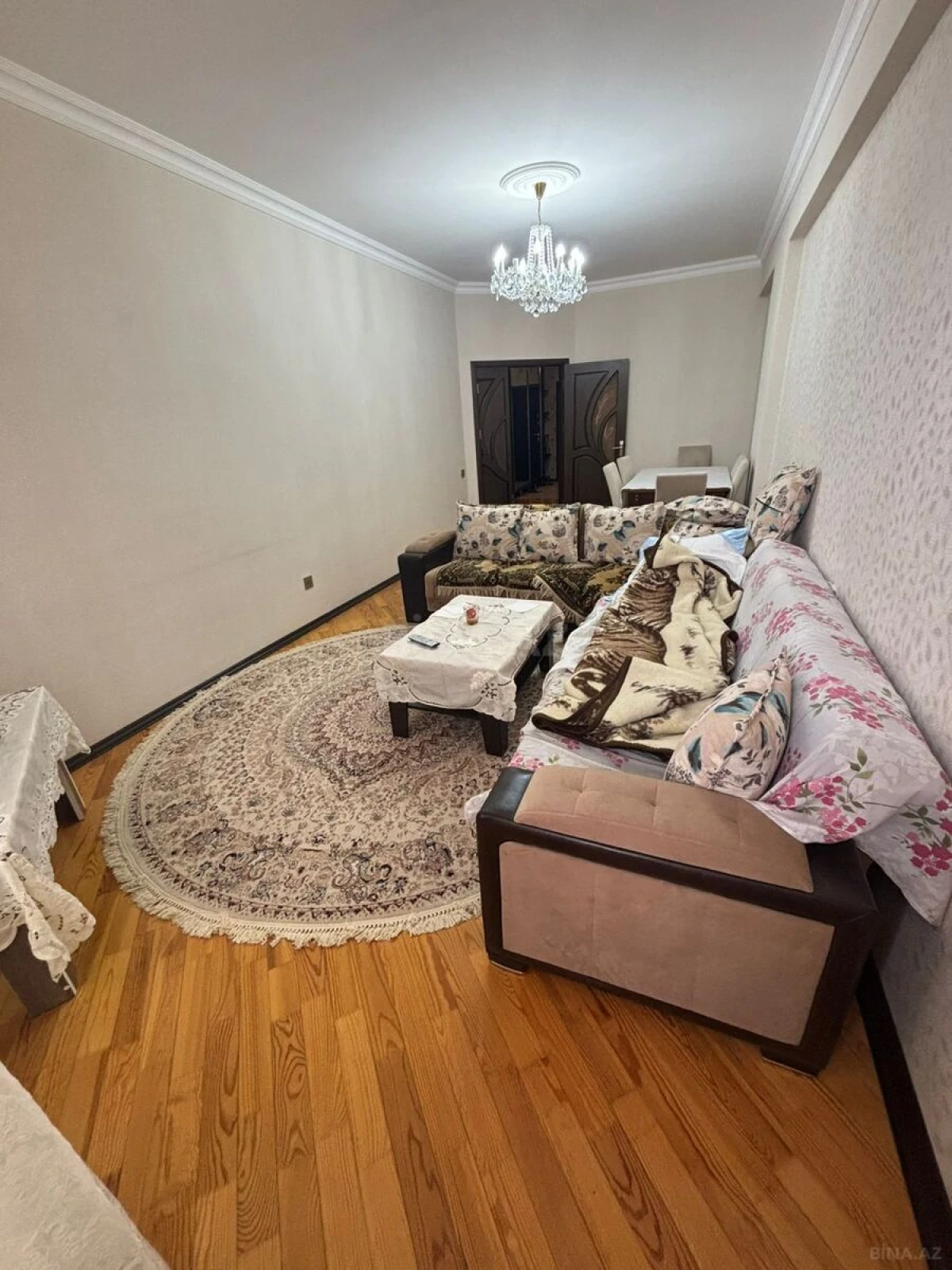 Kirayə verilir 2 otaqlı mənzil 100 m²